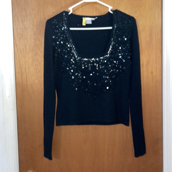 •MAGASHONI•100% BLACK CASHMERE SQUARE NECK W/BLACK SEQUINS LONG SLEEVE SWEATER - Picture 3 of 8